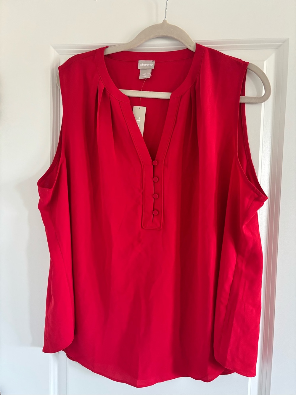 Chico's Sleeveless Red V-Neck Tie-Front Camisole